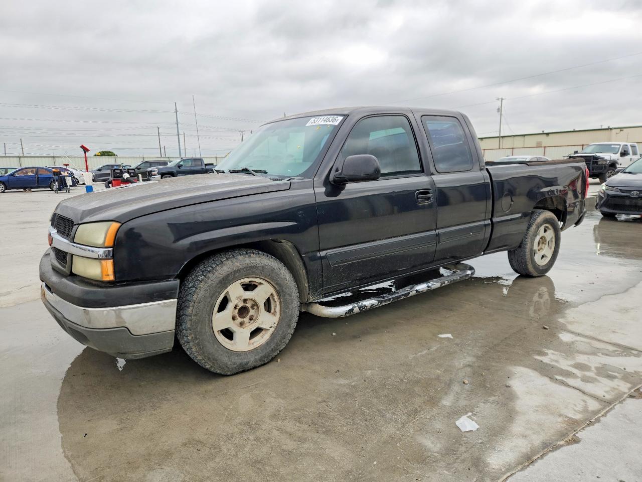 Salvage Chevrolet Silverado Image