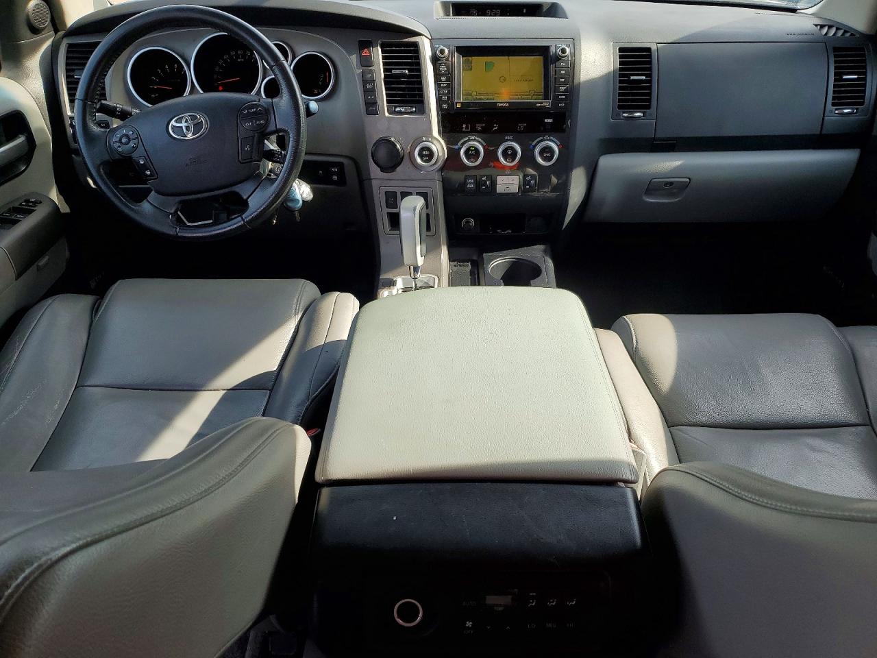 Toyota Sequoia Limited