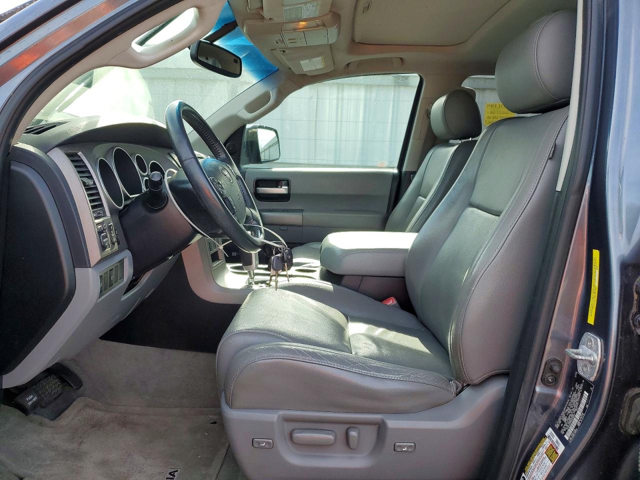 Toyota Sequoia Limited