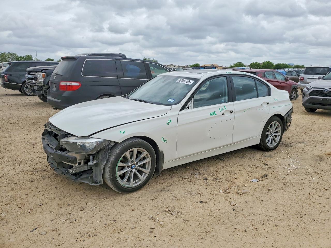 Salvage BMW 3 Series Image
