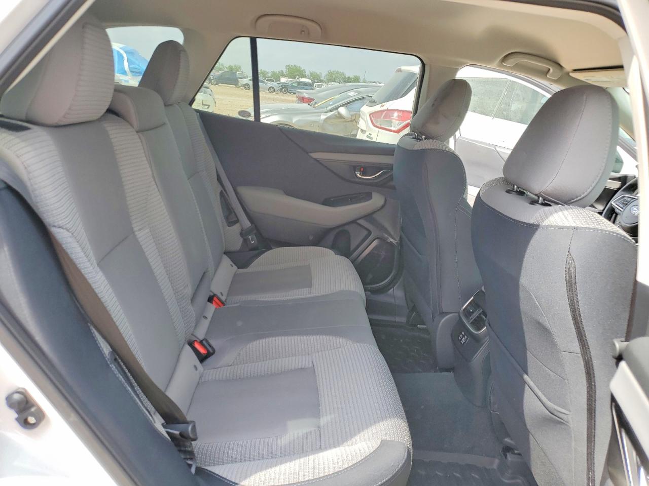 Subaru Outback Premium