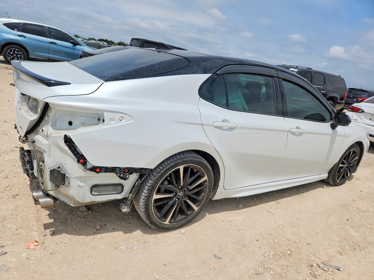 Toyota Camry Xse
