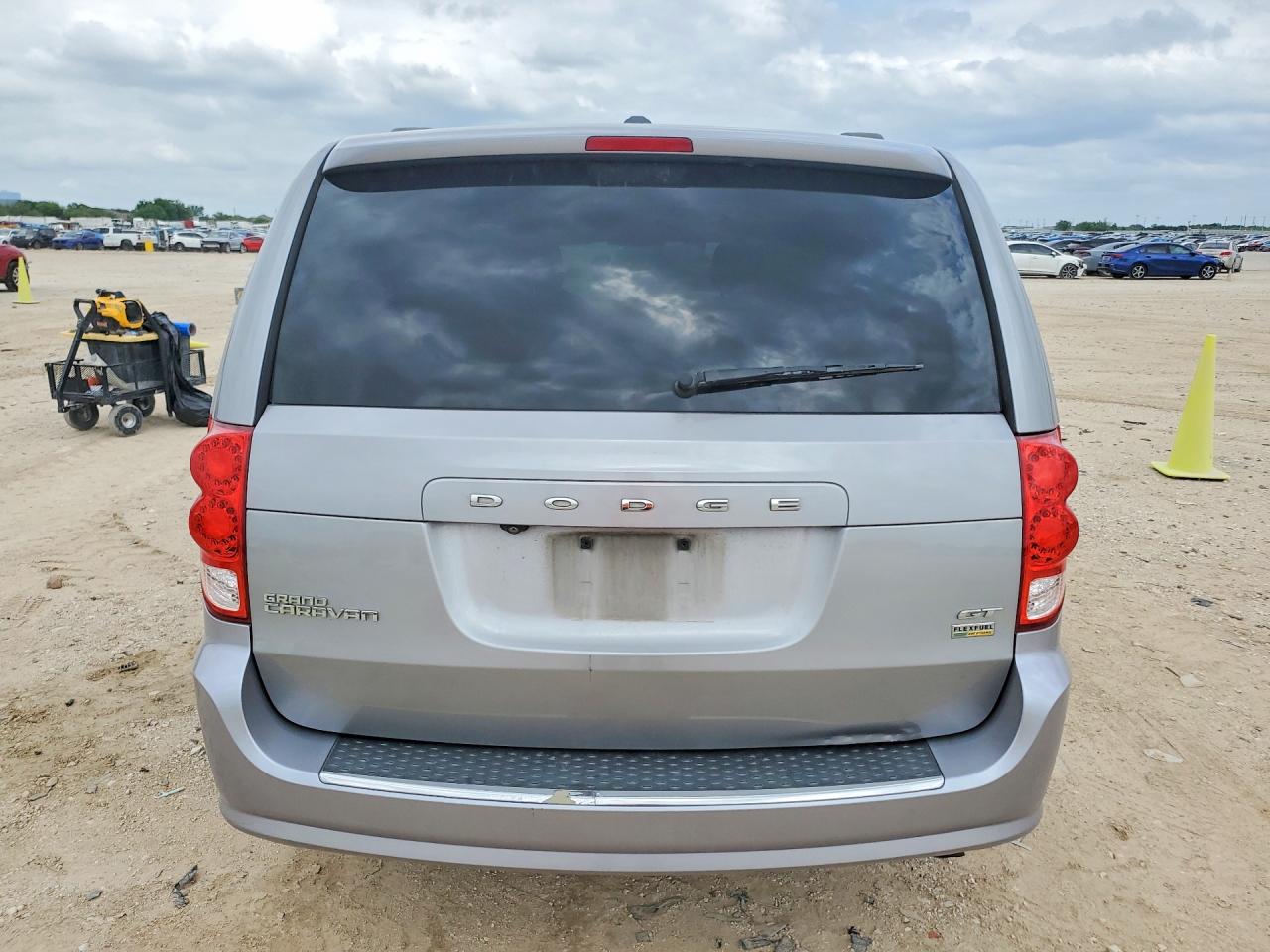 Dodge Caravan Gt