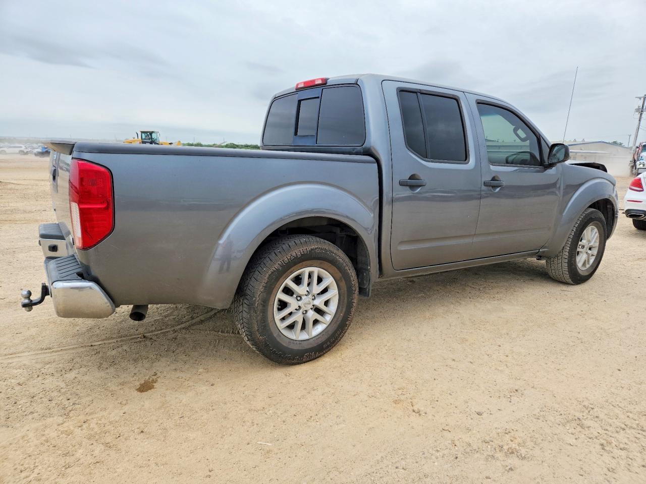 Nissan Frontier Sv