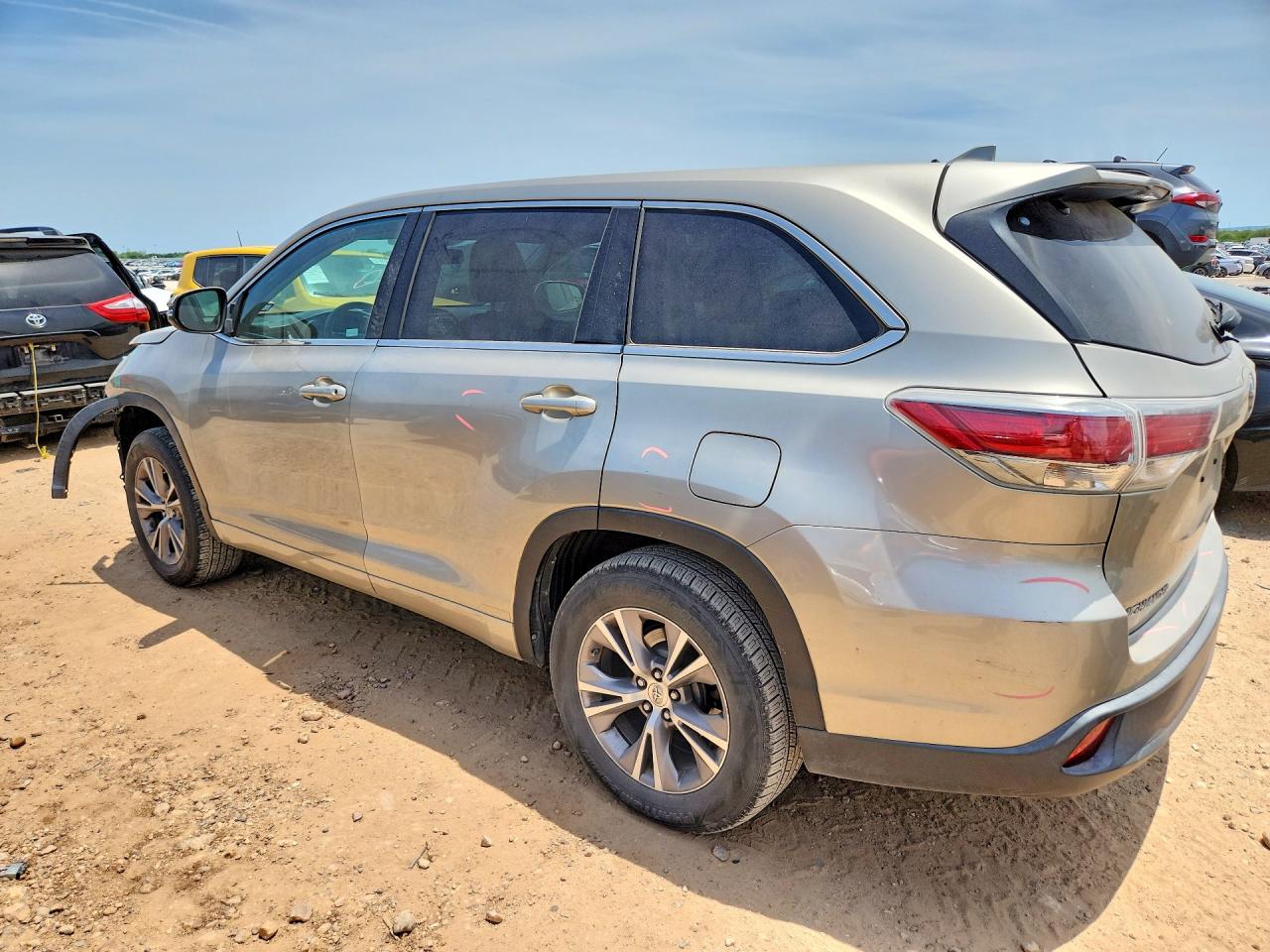Toyota Highlander Le Plus