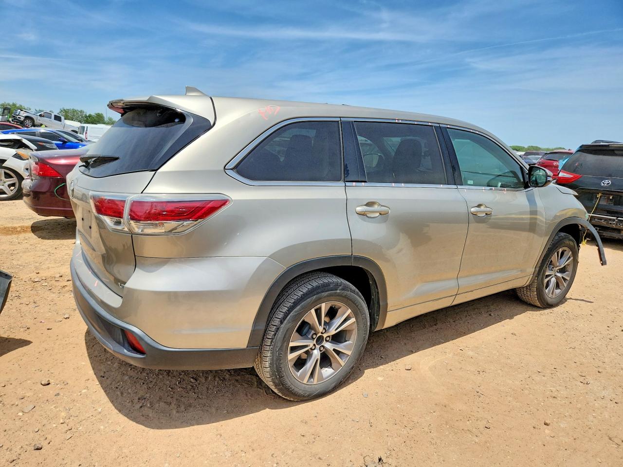 Toyota Highlander Le Plus