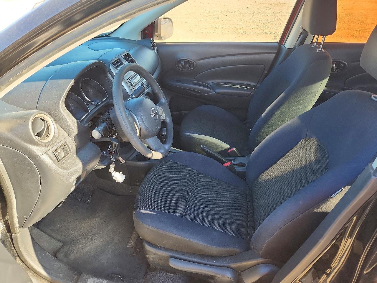 Nissan Versa 1.6 S