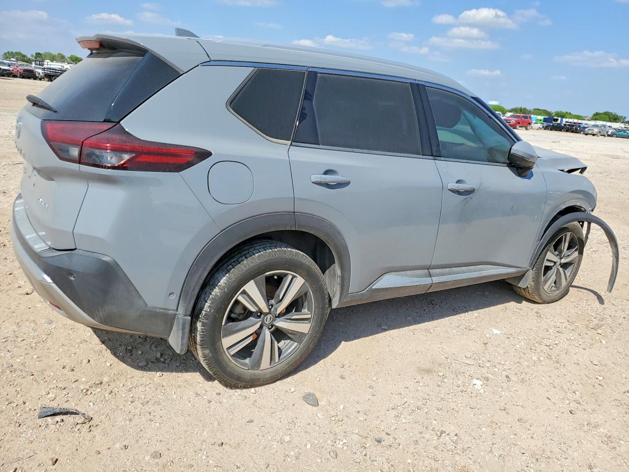 Nissan Rogue Platinum