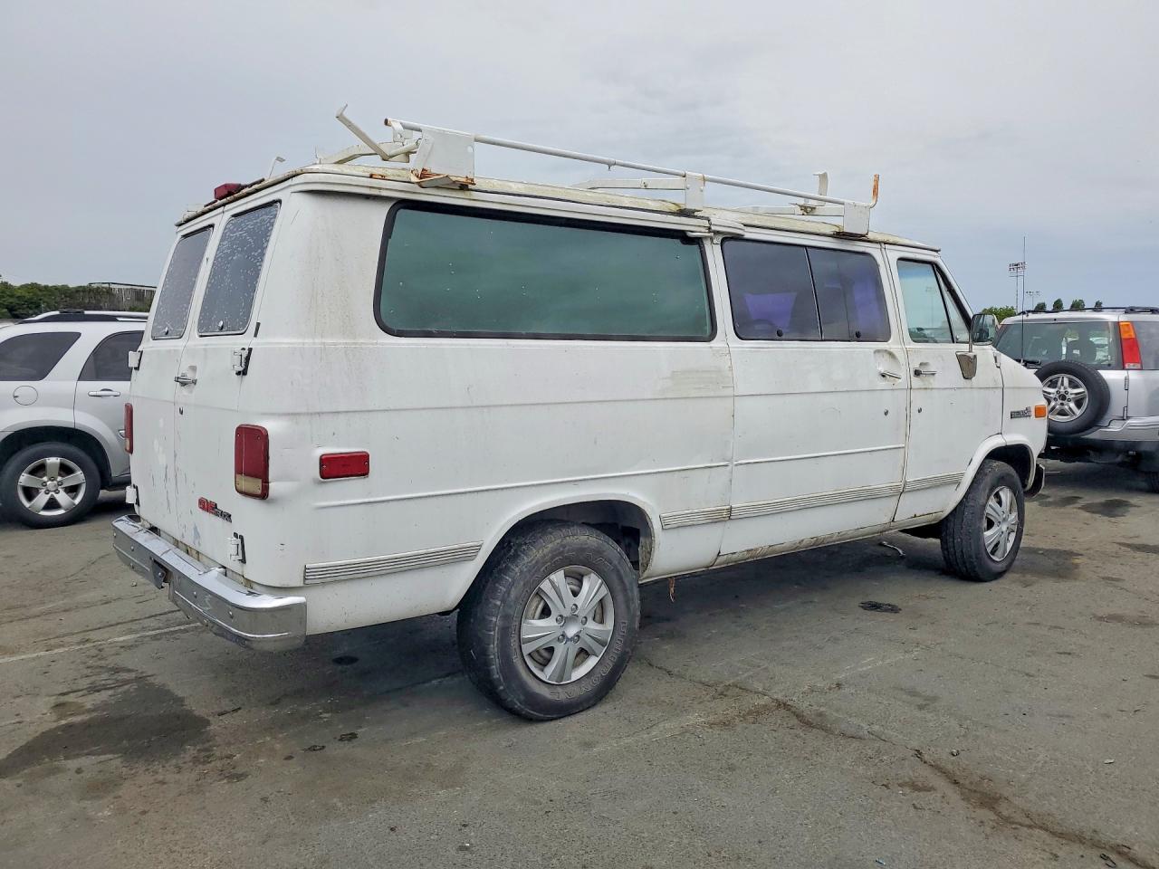 GMC Rally Wago G3500