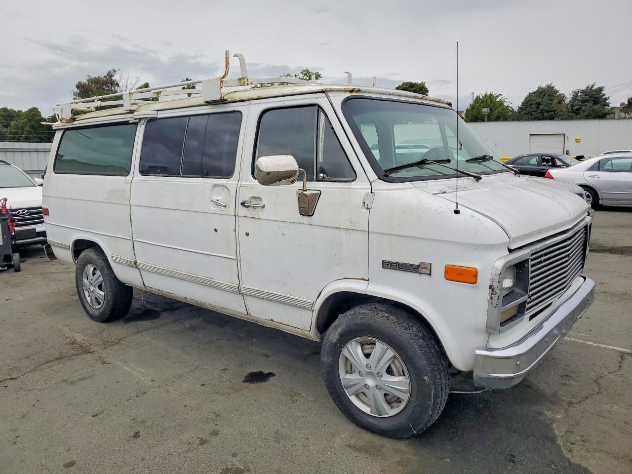 GMC Rally Wago G3500
