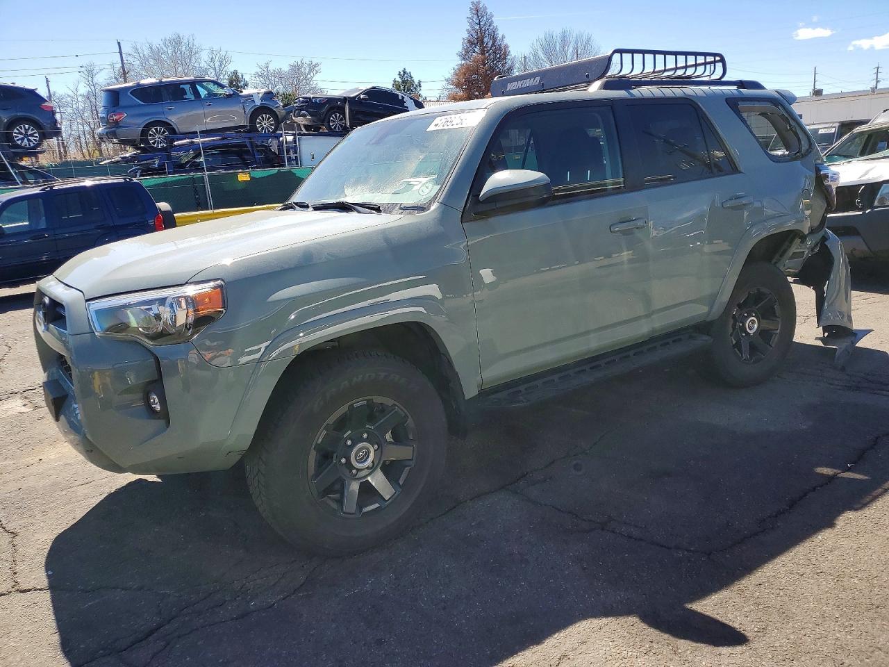 Salvage Toyota 4Runner Image