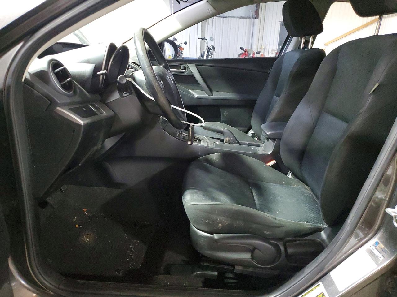 Mazda 3 I