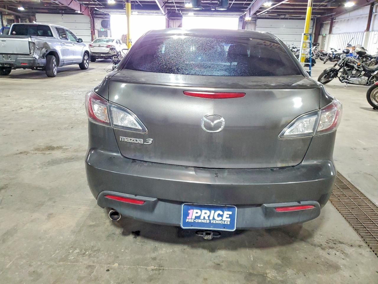 Mazda 3 I