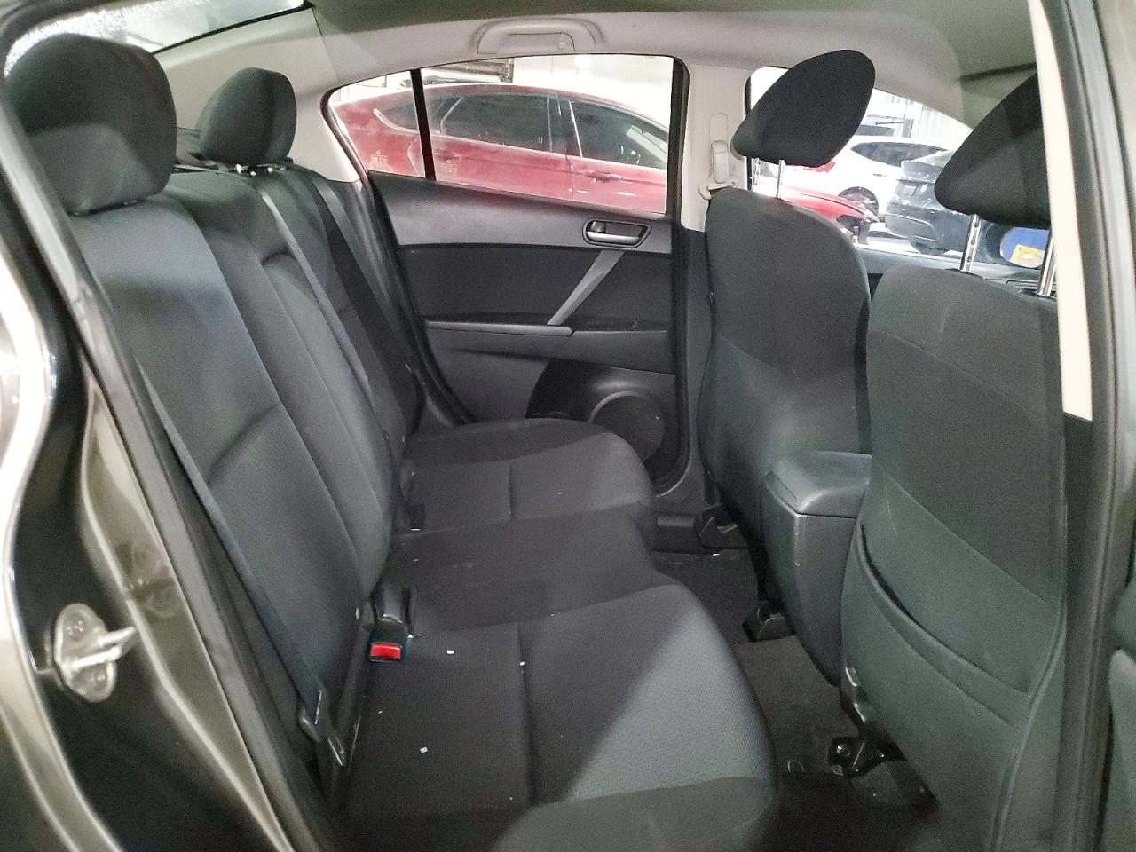 Mazda 3 I