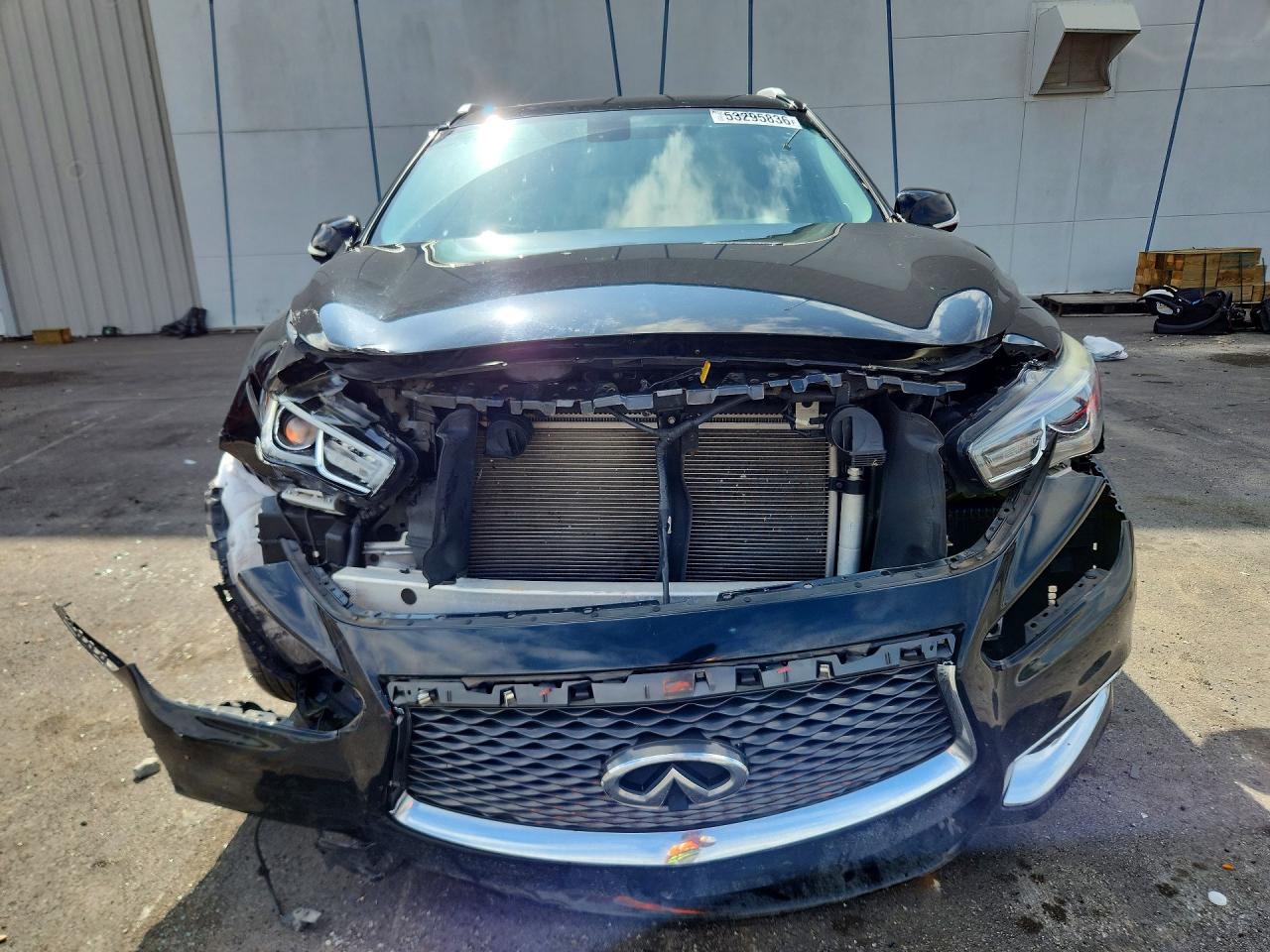 INFINITI Qx Base