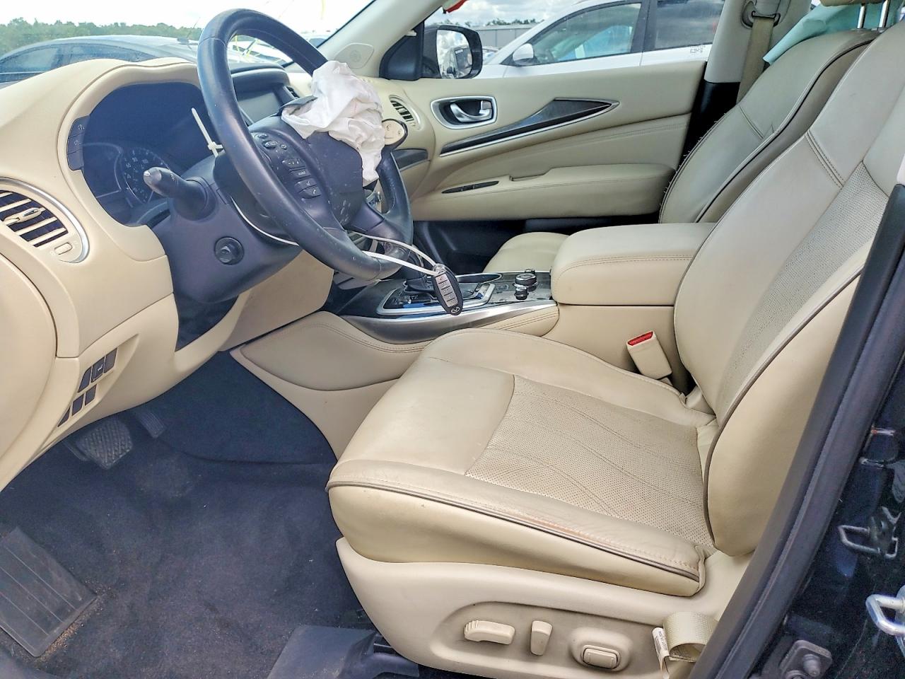 INFINITI Qx Base