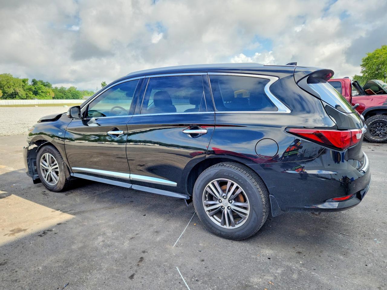INFINITI Qx Base