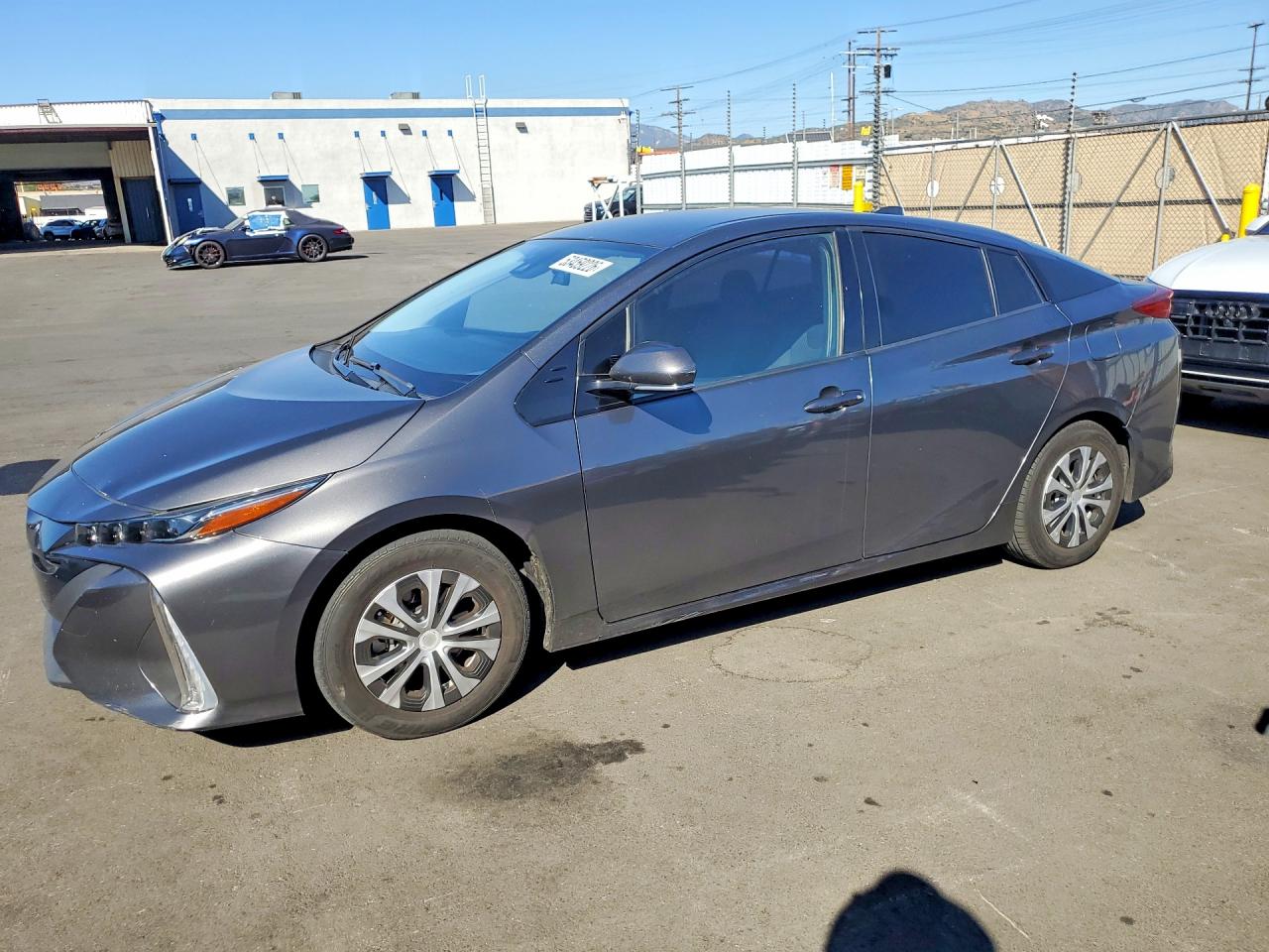 Salvage Toyota Prius Image