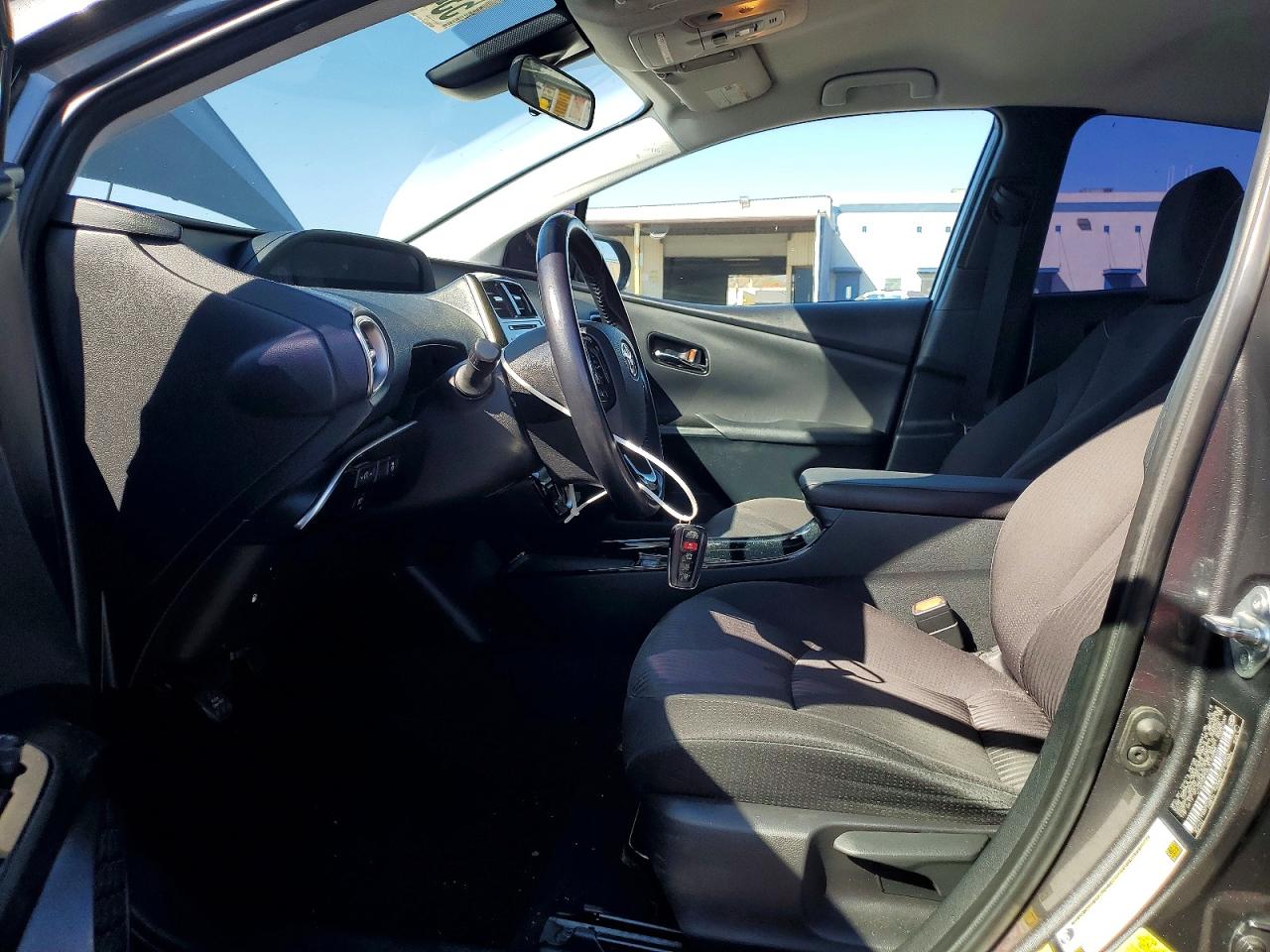 Toyota Prius Le