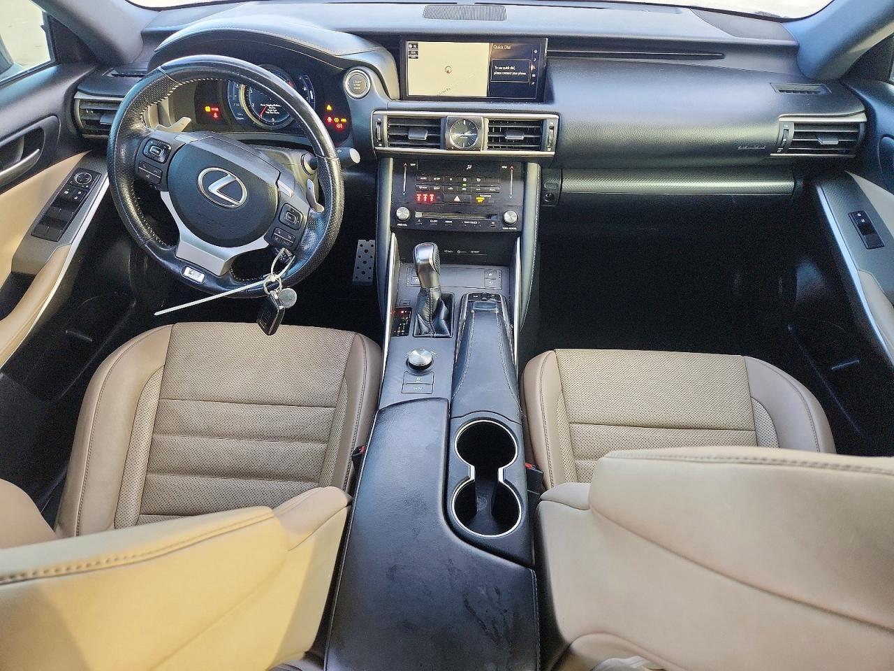 Lexus Is Base