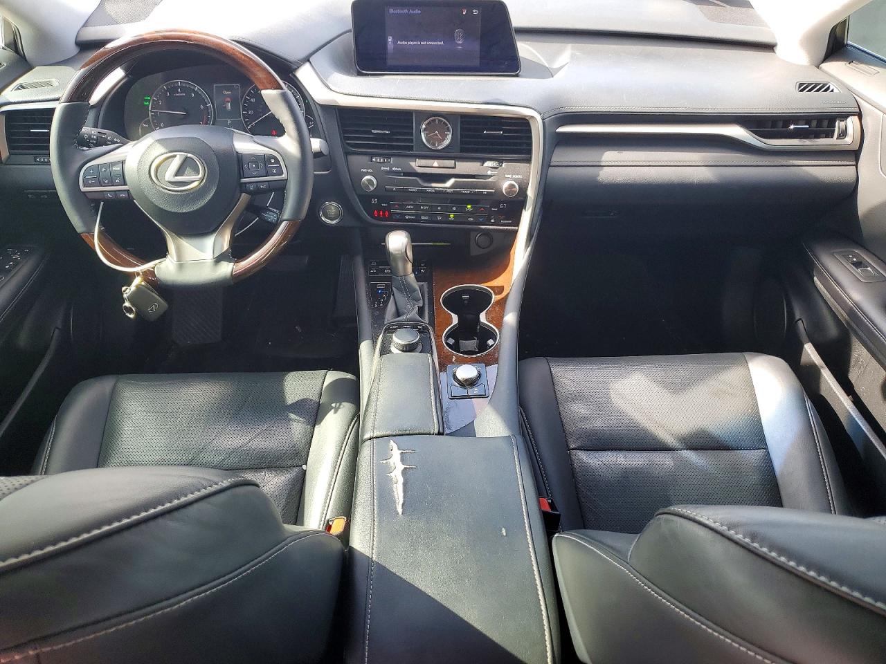Lexus RX Base