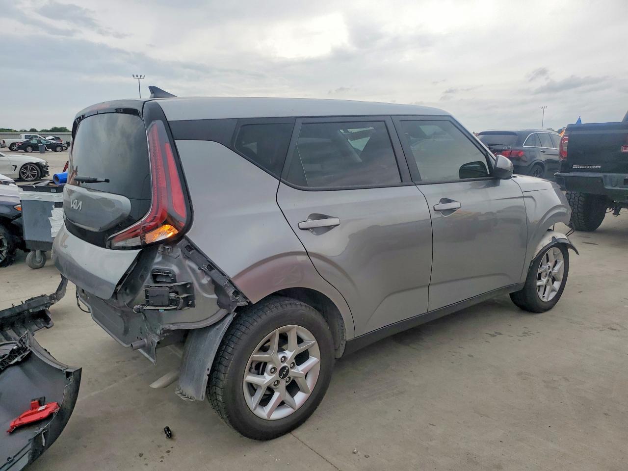 Kia Soul Lx