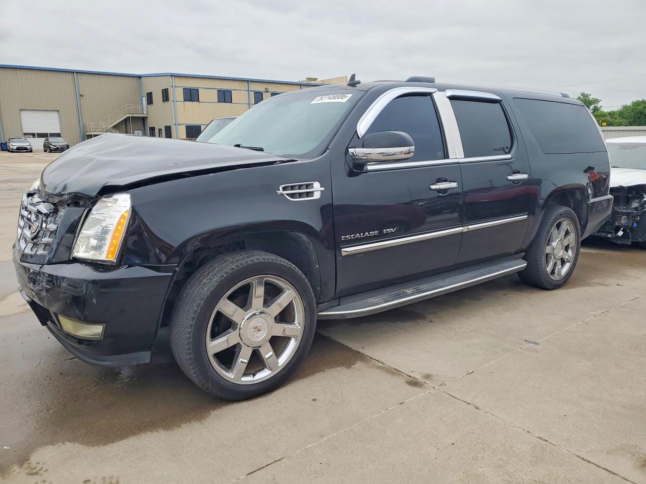 Salvage Cadillac Escalade Image