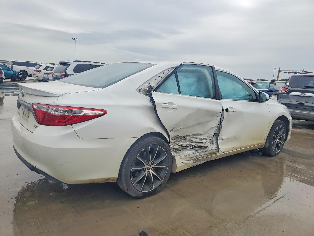 Toyota Camry Xse