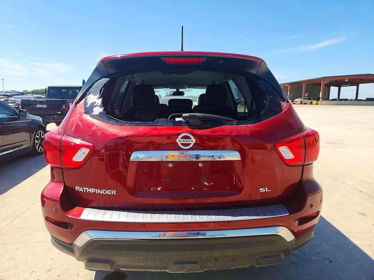 Nissan Pathfinder Sl