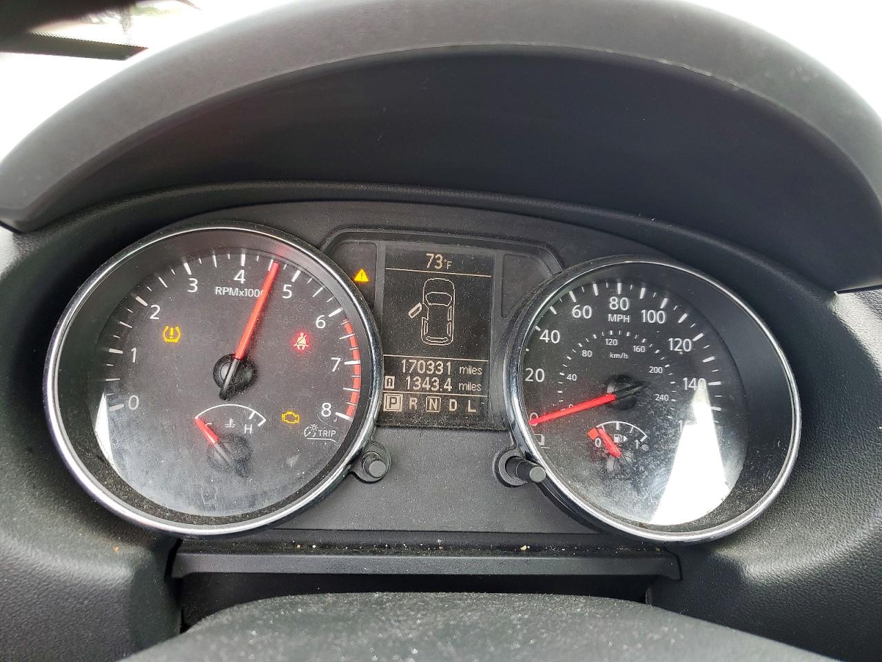 Nissan Rogue S