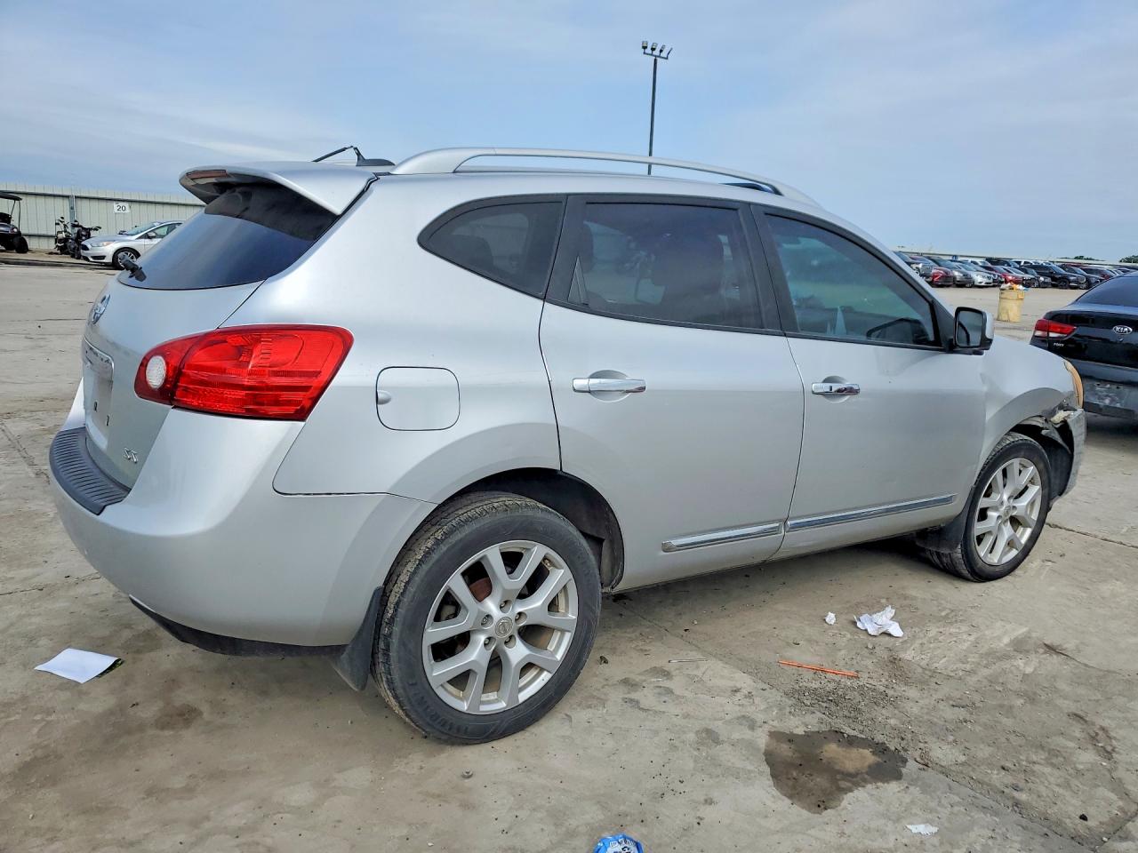 Nissan Rogue S