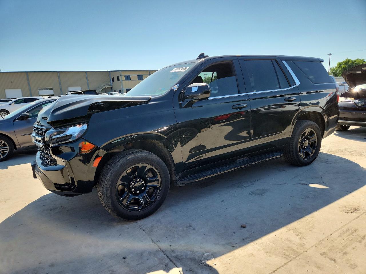 Salvage Chevrolet Tahoe Image