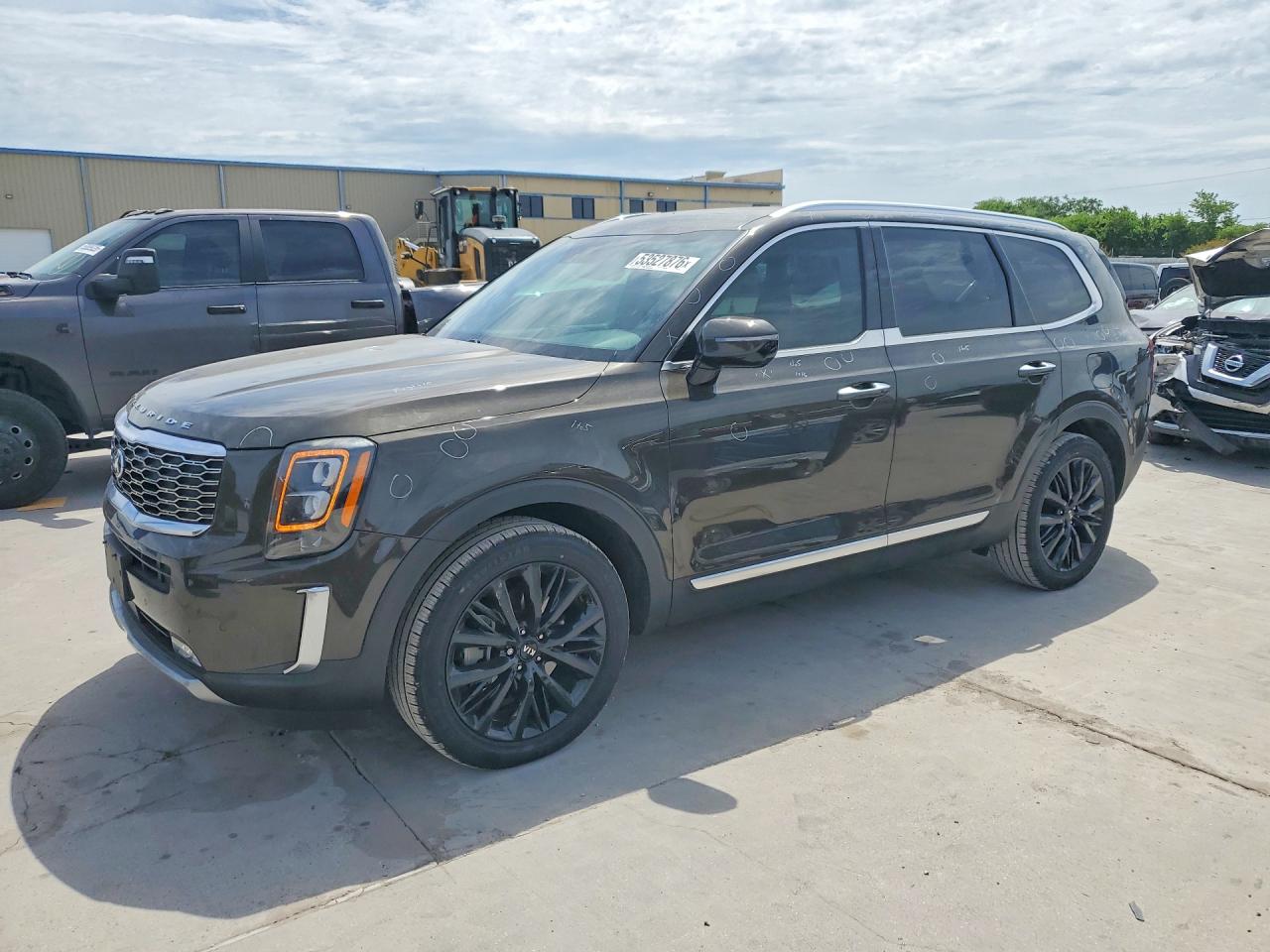 Salvage Kia Telluride Image