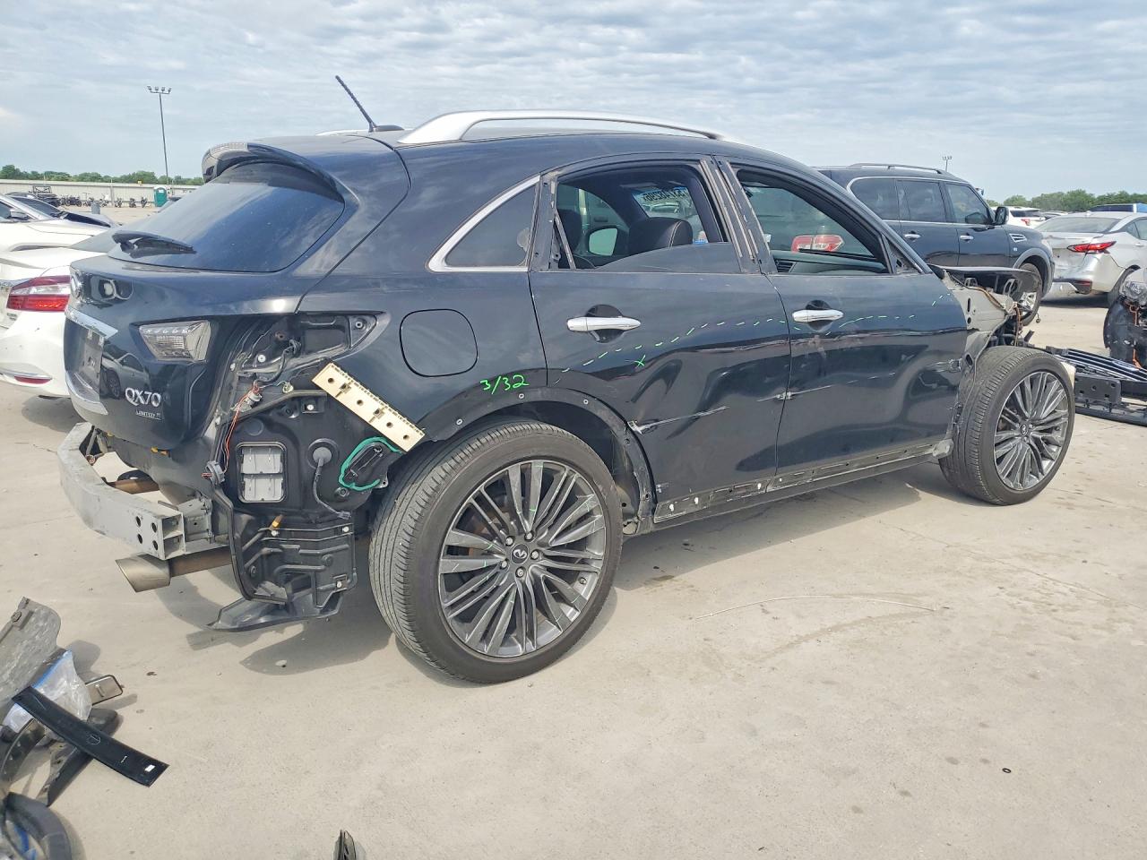 INFINITI Qx Base