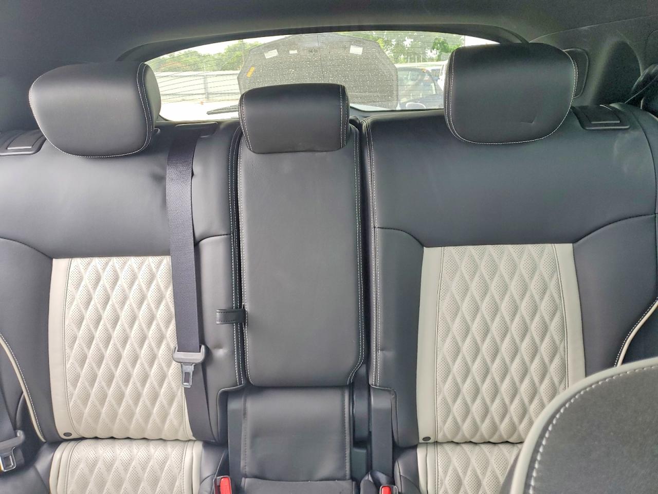 INFINITI Qx Base