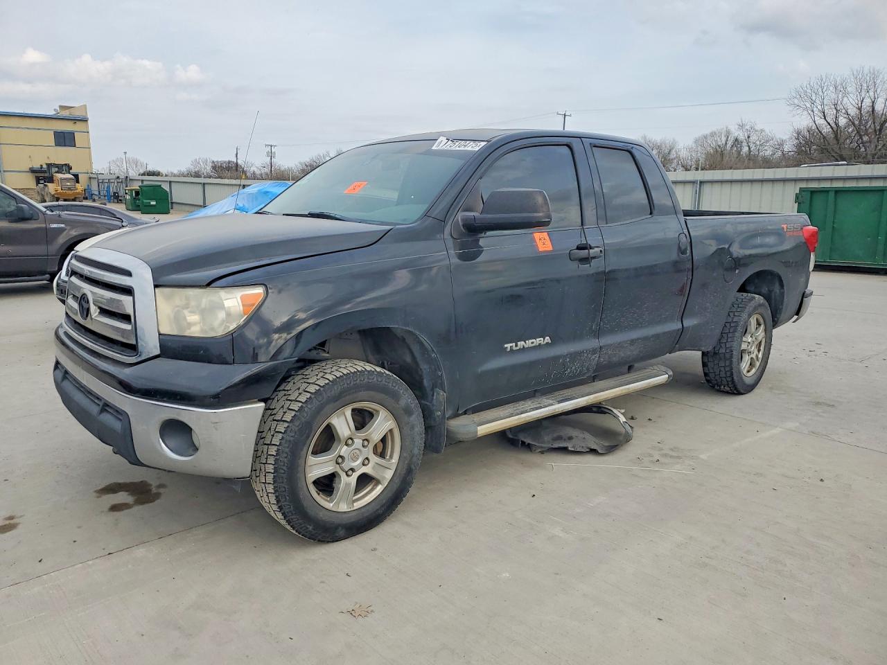 Salvage Toyota Tundra Image