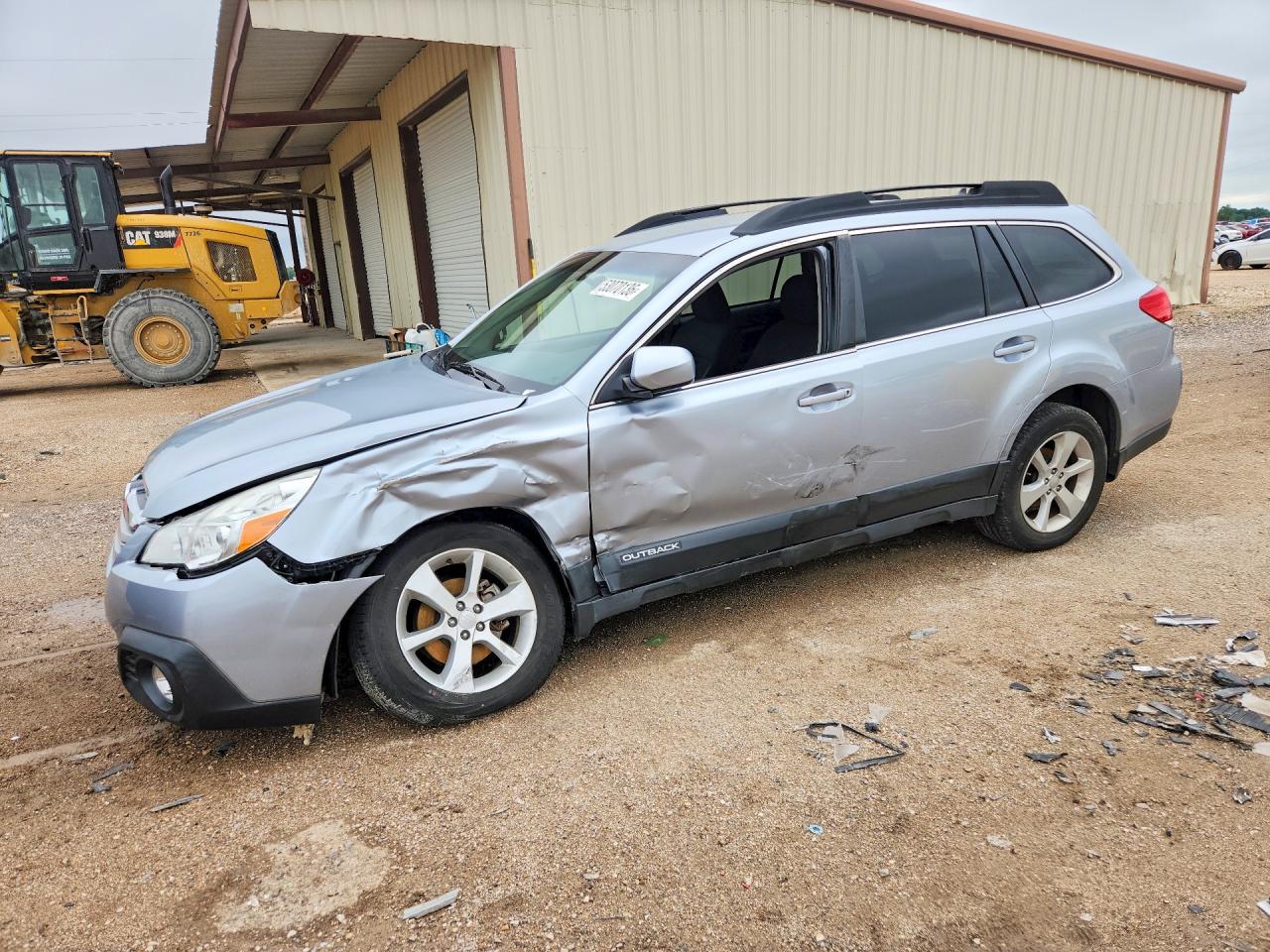 Salvage Subaru Outback Image