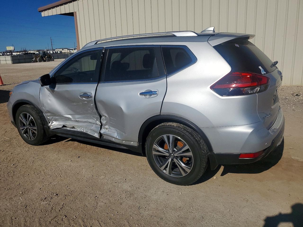 Nissan Rogue S