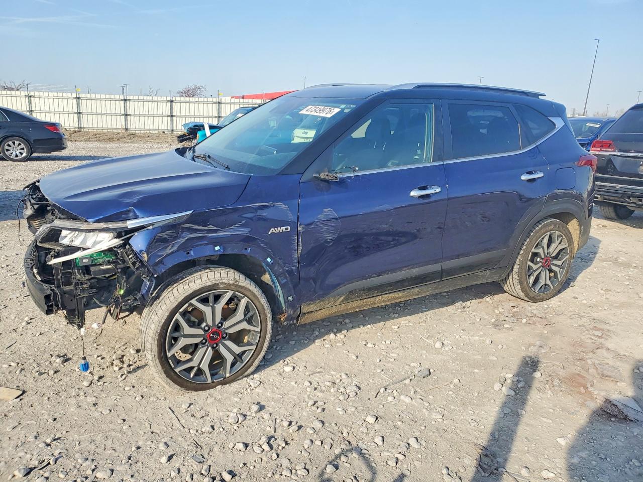 Salvage Kia Seltos Image