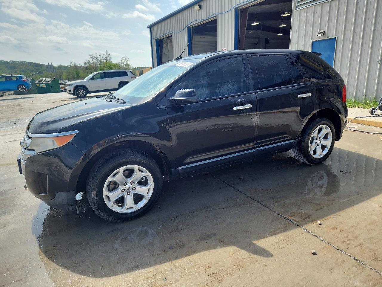 Salvage Ford Edge Image
