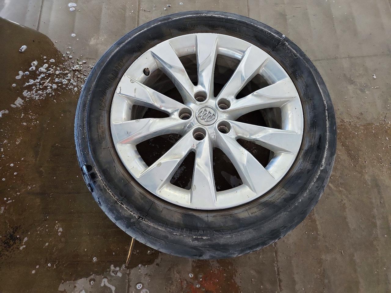 Buick Envision Essence