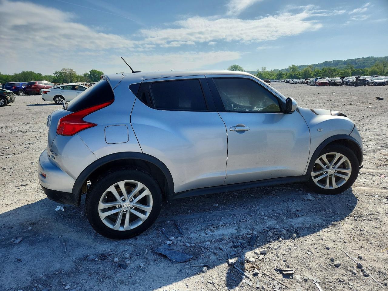 Nissan JUKE S