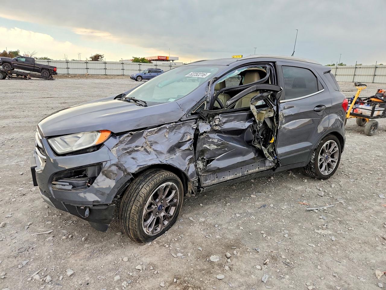 Salvage Ford EcoSport Image