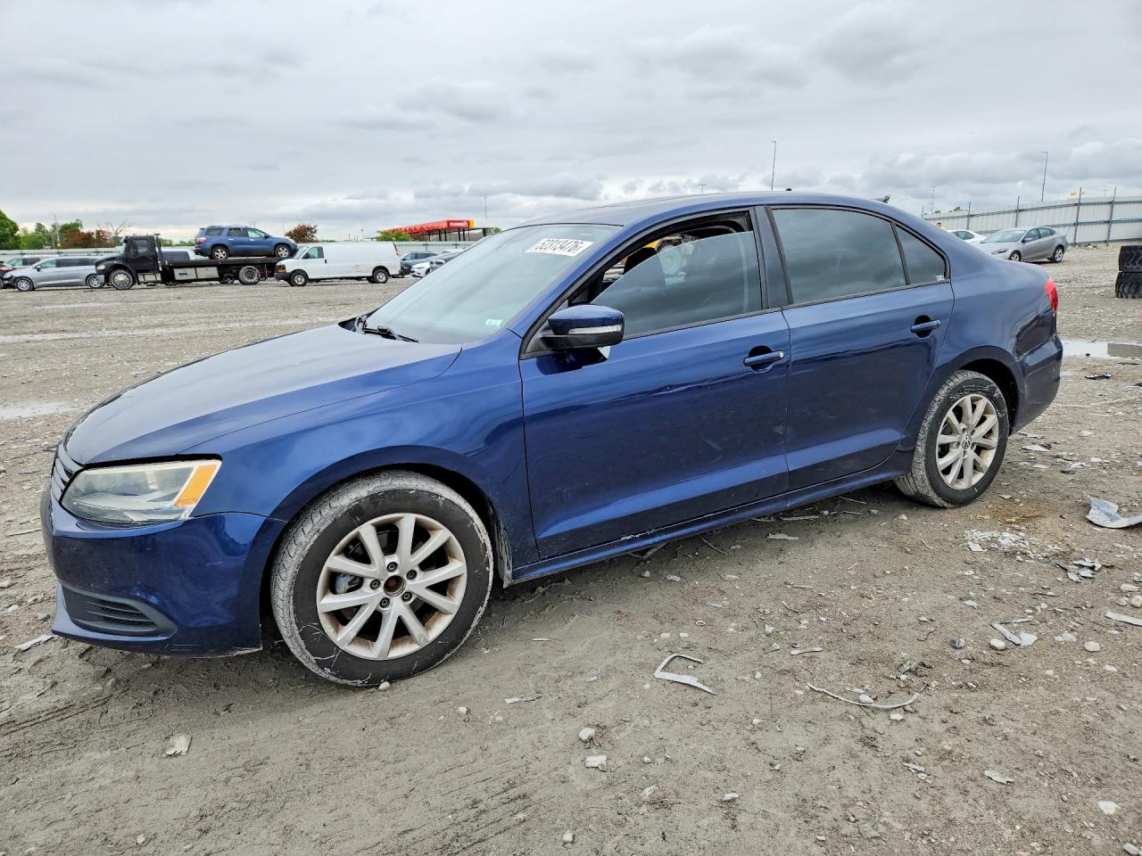 Salvage Volkswagen Jetta Image