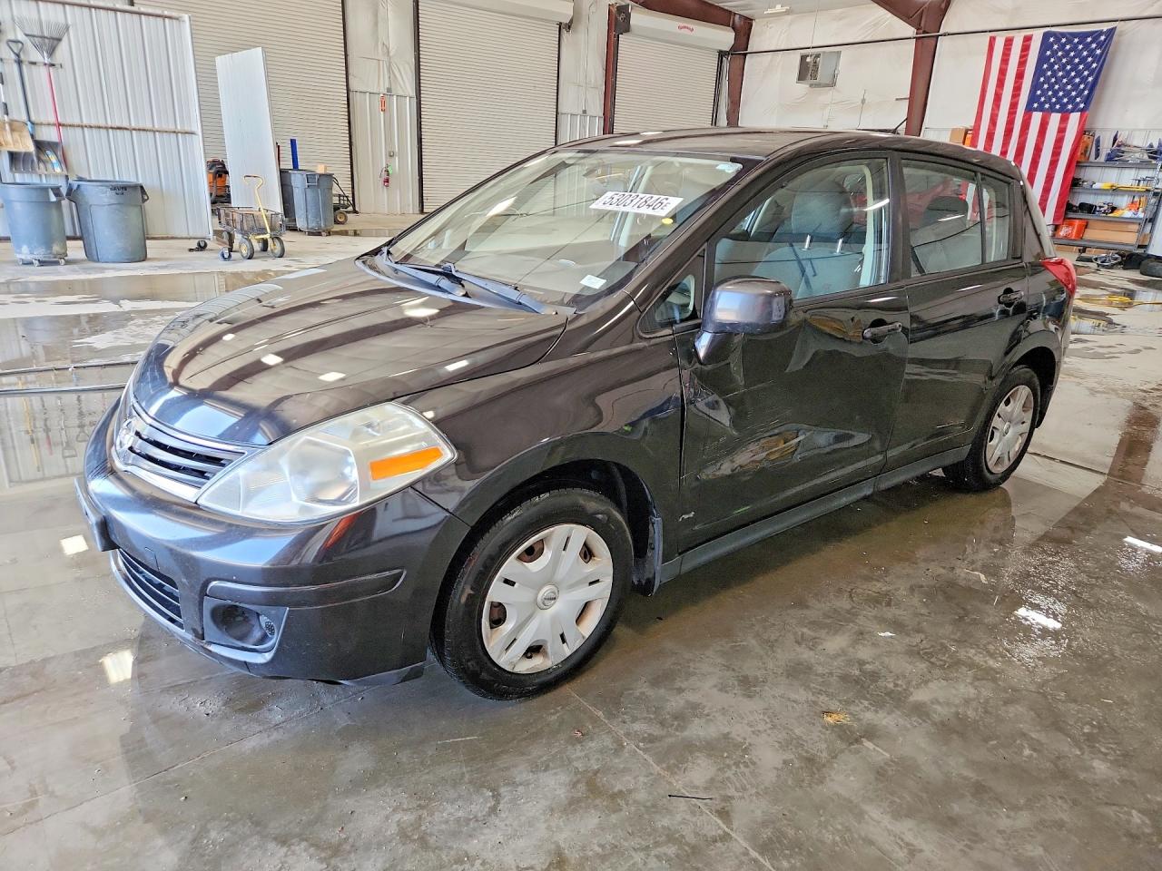 Salvage Nissan Versa Image