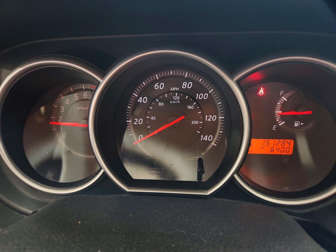 Nissan Versa 1.8 S