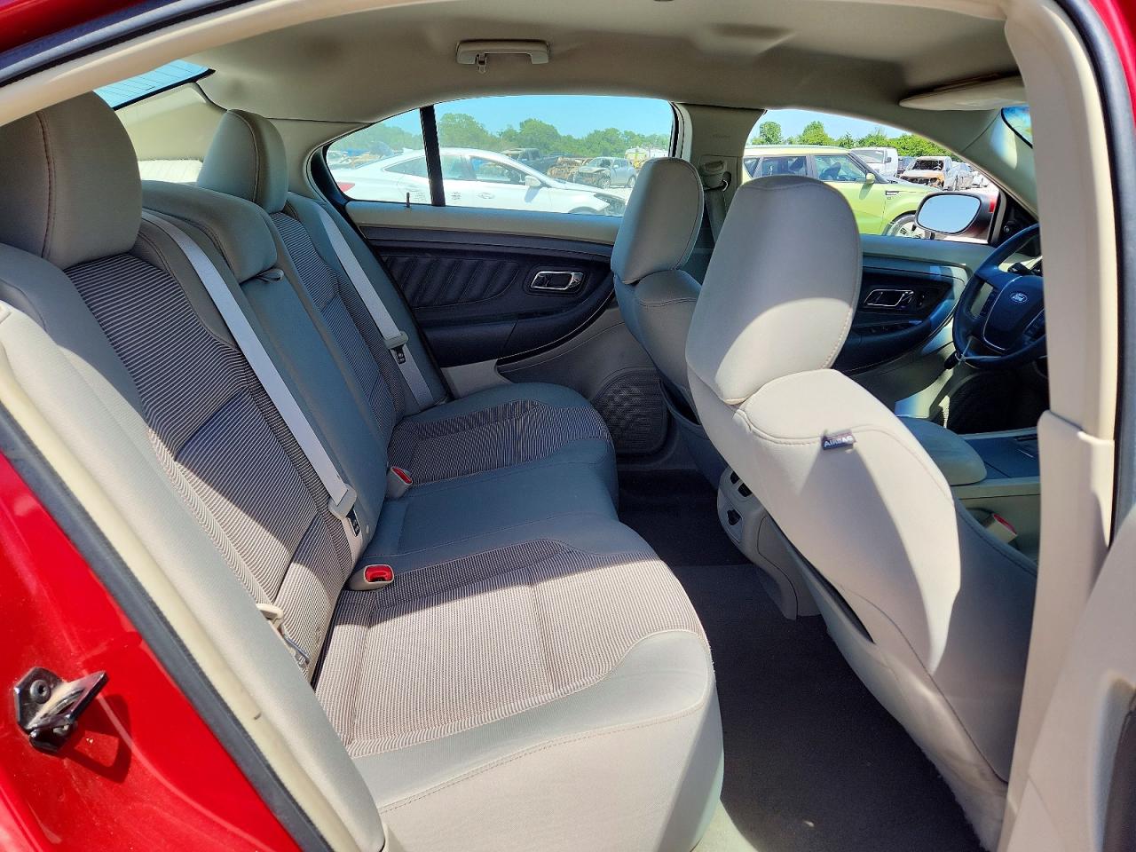 Ford Taurus Sel