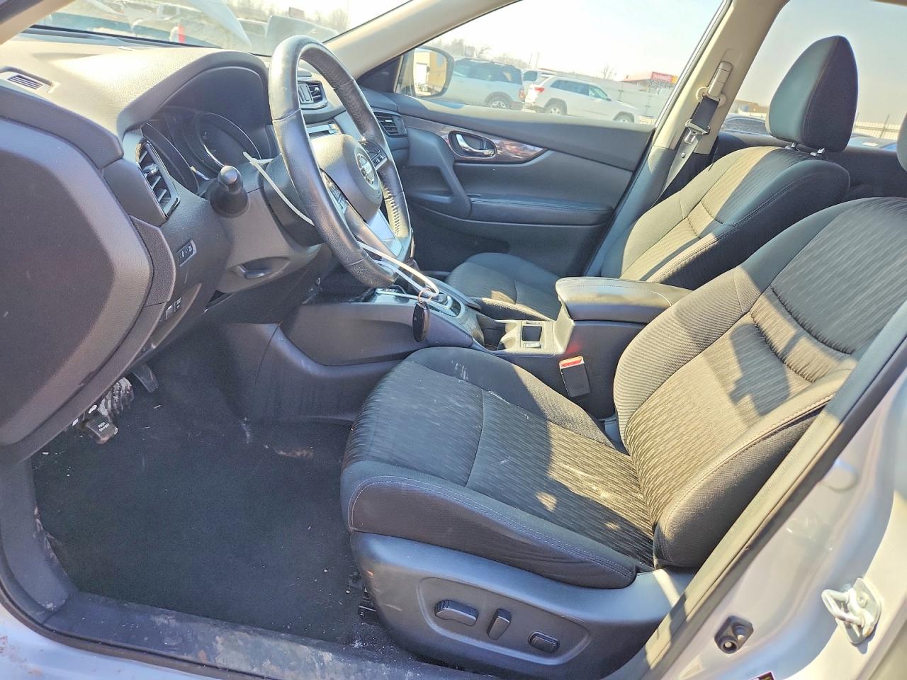 Nissan Rogue Sv