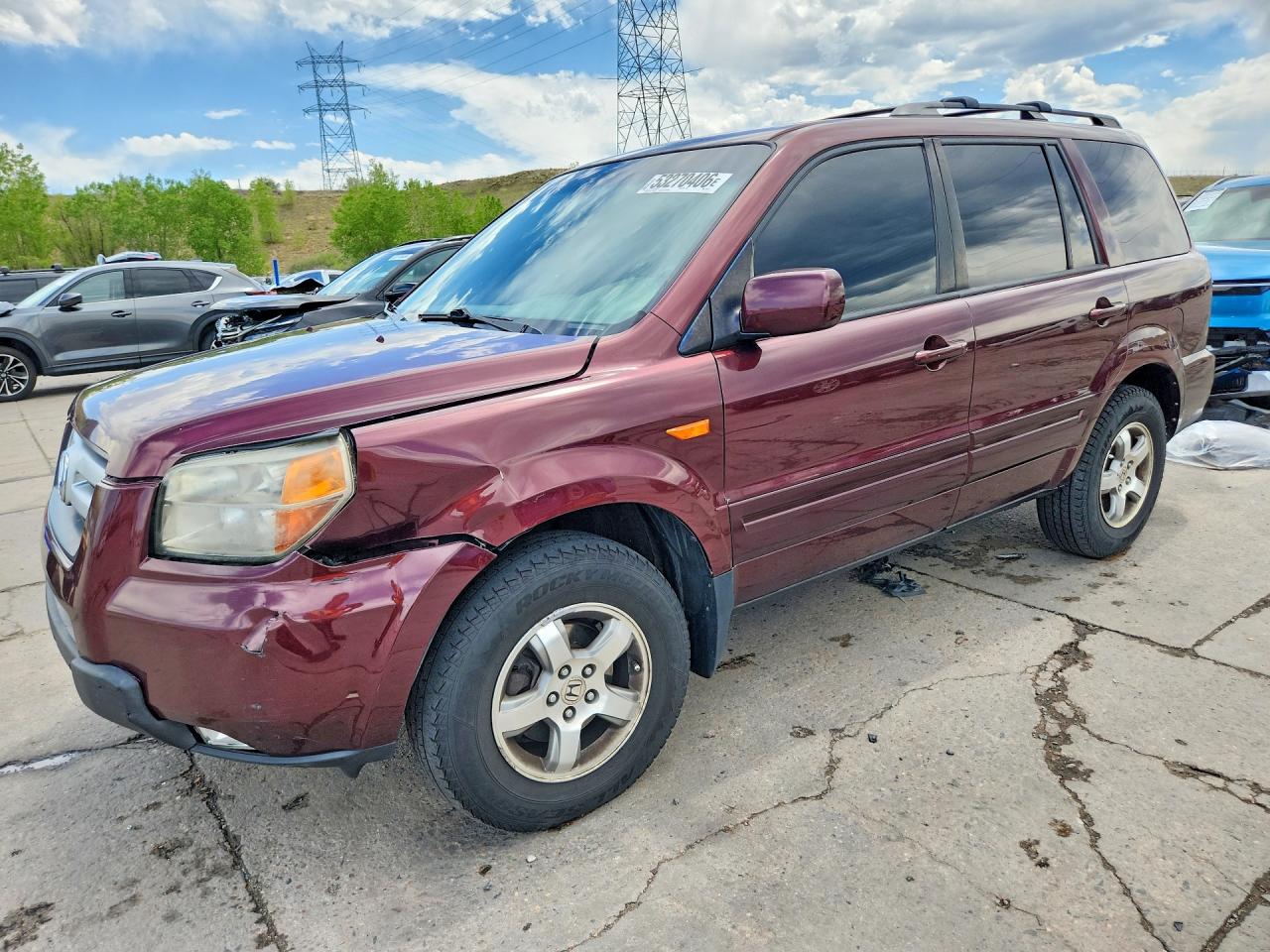Salvage Honda Pilot Image