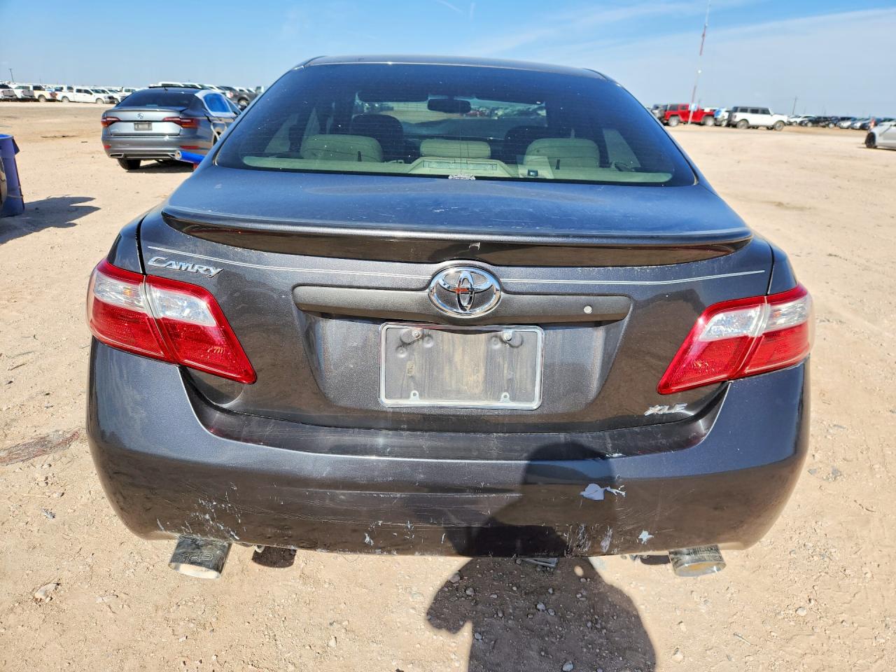 Toyota Camry Xle V6